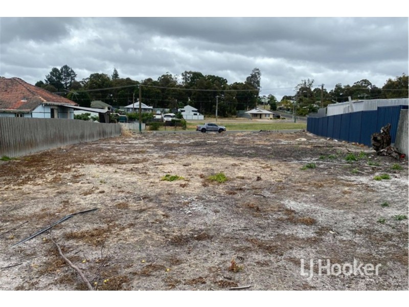2 Farrell Street, Collie WA 6225