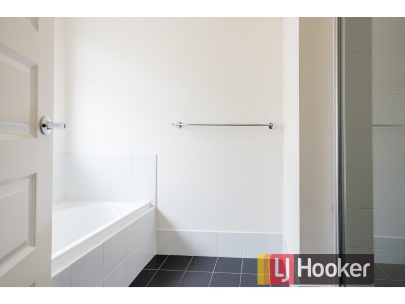 13 Diamond Street, Dalyellup WA 6230