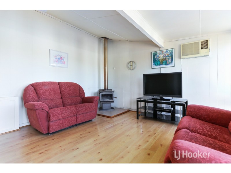 74 Swanstone Street, Collie WA 6225