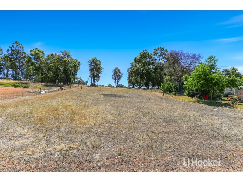 8 Horrocks Road, Preston Settlement WA 6225