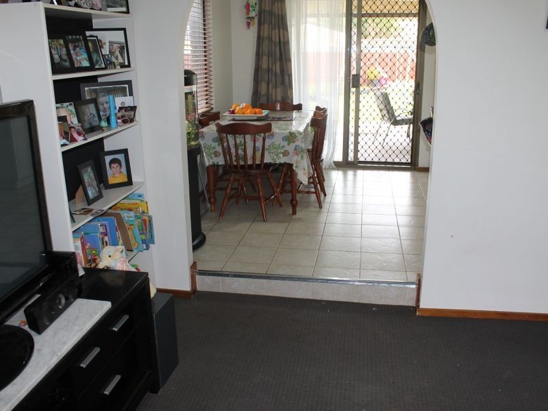 4 Corana Street, Carey Park WA 6230