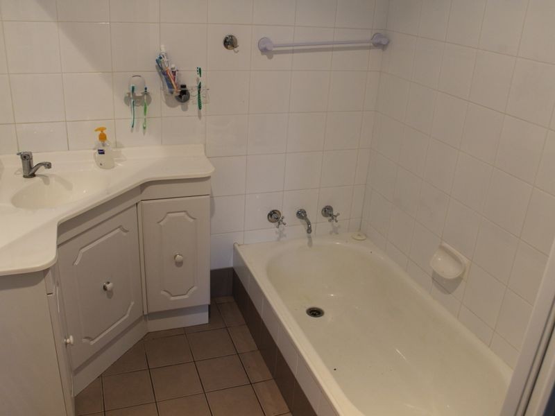 4 Corana Street, Carey Park WA 6230