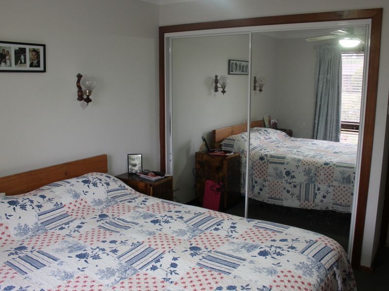 4 Corana Street, Carey Park WA 6230