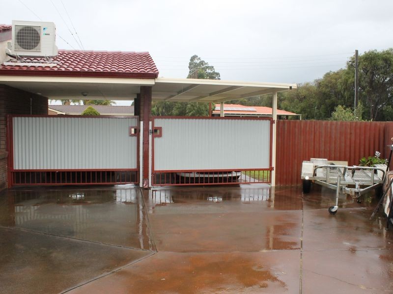 4 Corana Street, Carey Park WA 6230