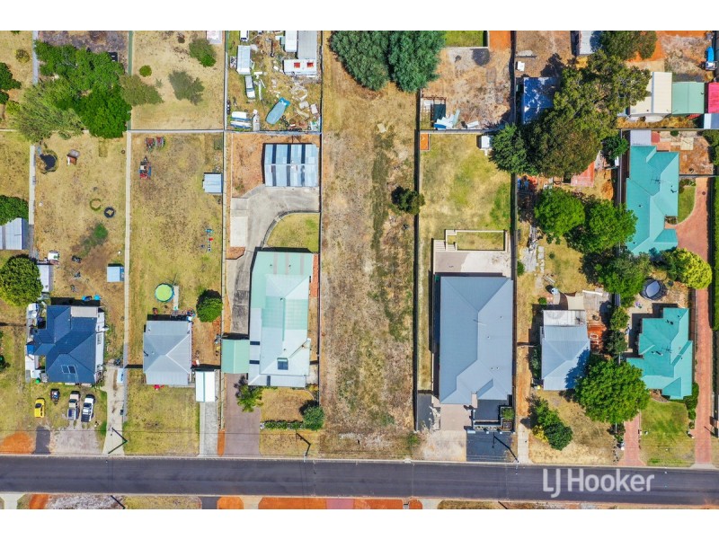 30 Simpson Street, Collie WA 6225
