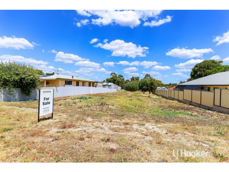 30 Simpson Street, Collie WA 6225