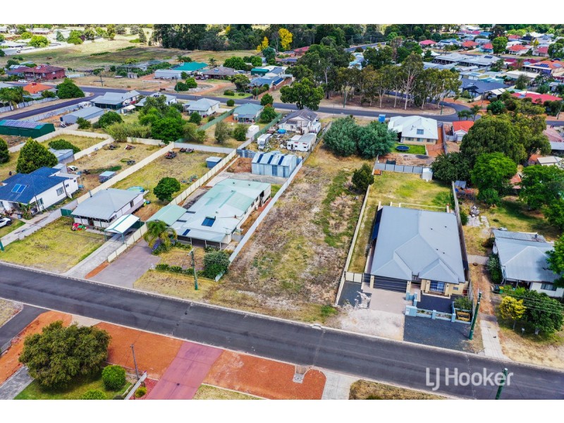 30 Simpson Street, Collie WA 6225