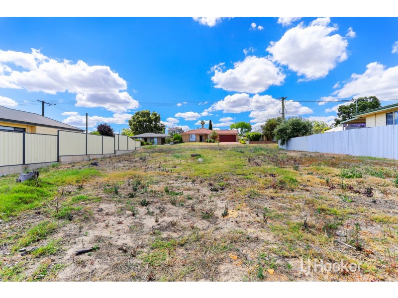 30 Simpson Street, Collie WA 6225