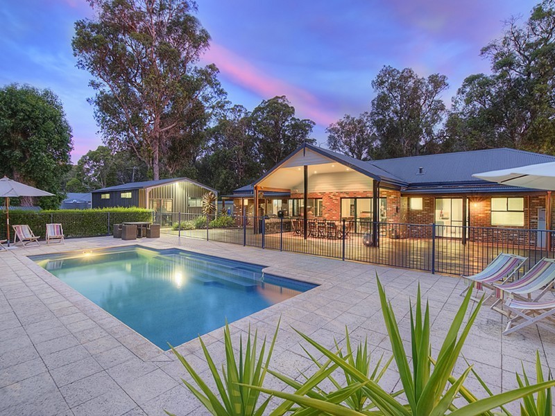 52 Tall Tree Crescent, Reinscourt WA 6280