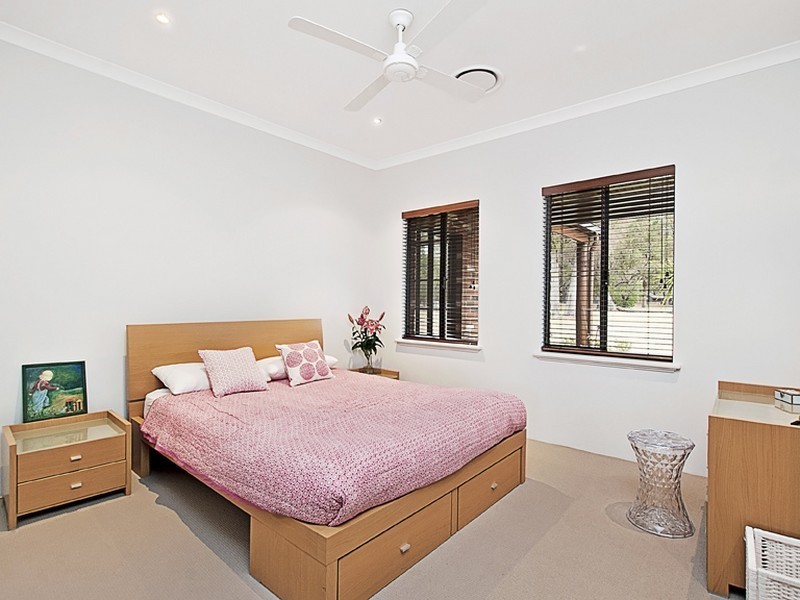 52 Tall Tree Crescent, Reinscourt WA 6280