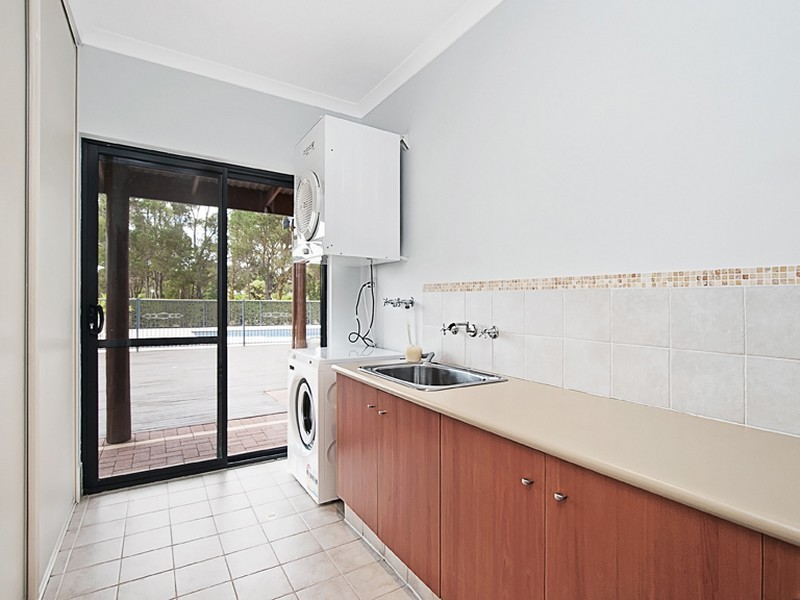 52 Tall Tree Crescent, Reinscourt WA 6280