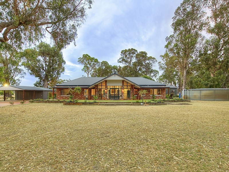 52 Tall Tree Crescent, Reinscourt WA 6280