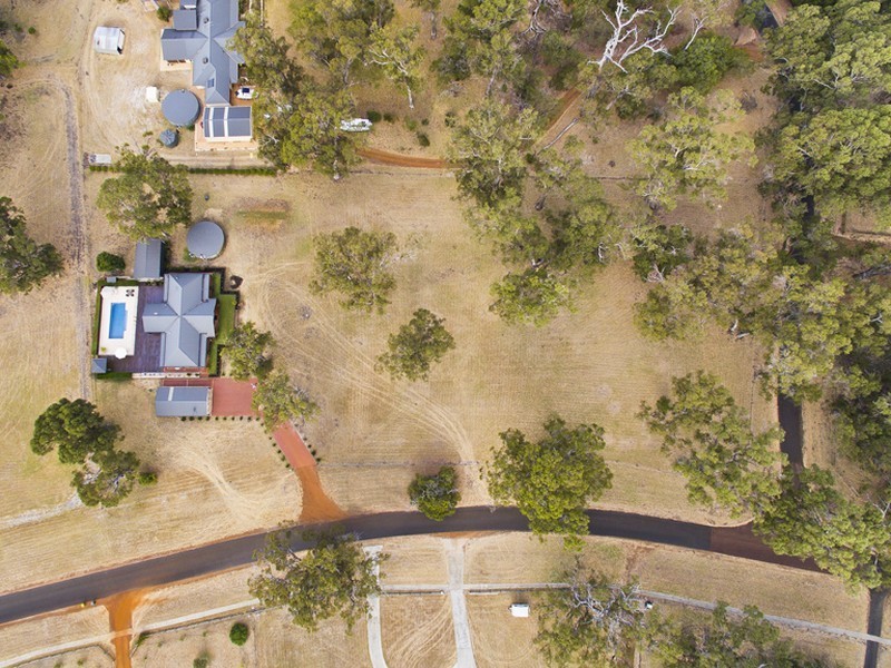 52 Tall Tree Crescent, Reinscourt WA 6280