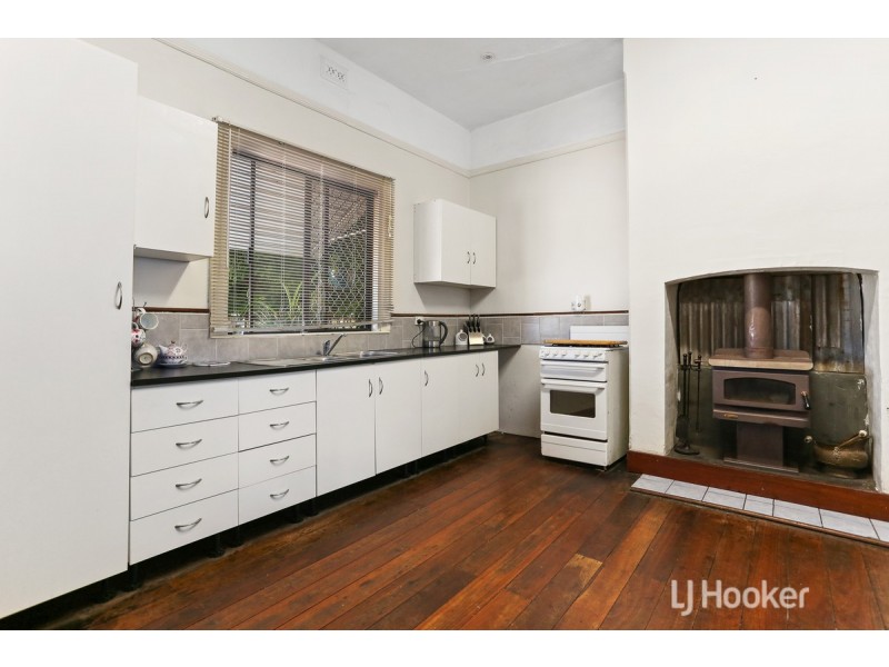 46 Raymond Street, Collie WA 6225