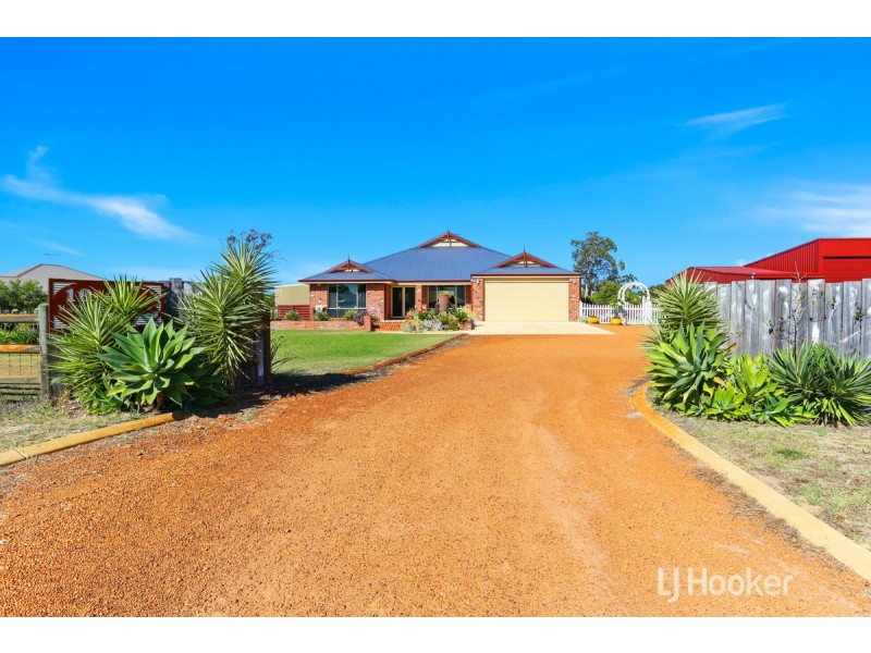 10 Macgregor Road, Roelands WA 6226
