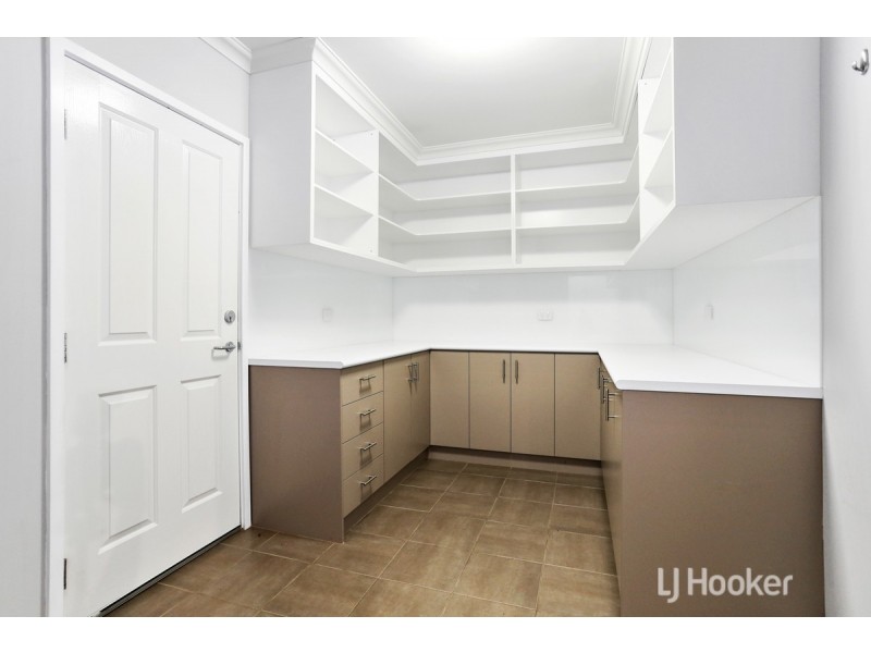 10 Macgregor Road, Roelands WA 6226