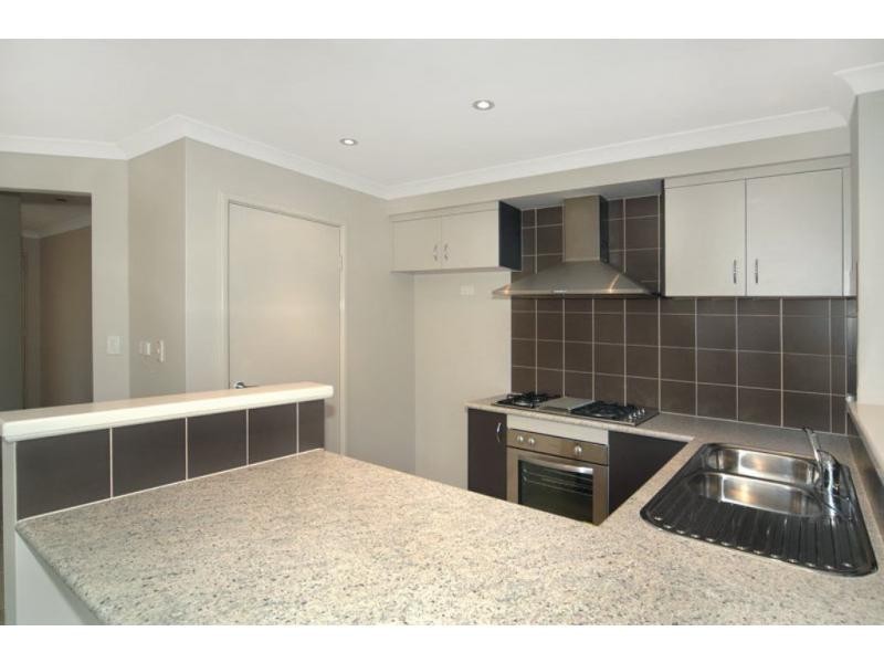 Unit 11/37 Queensbury Street, Carey Park WA 6230