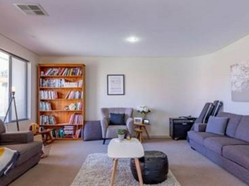 44 Lisa Road, Australind WA 6233