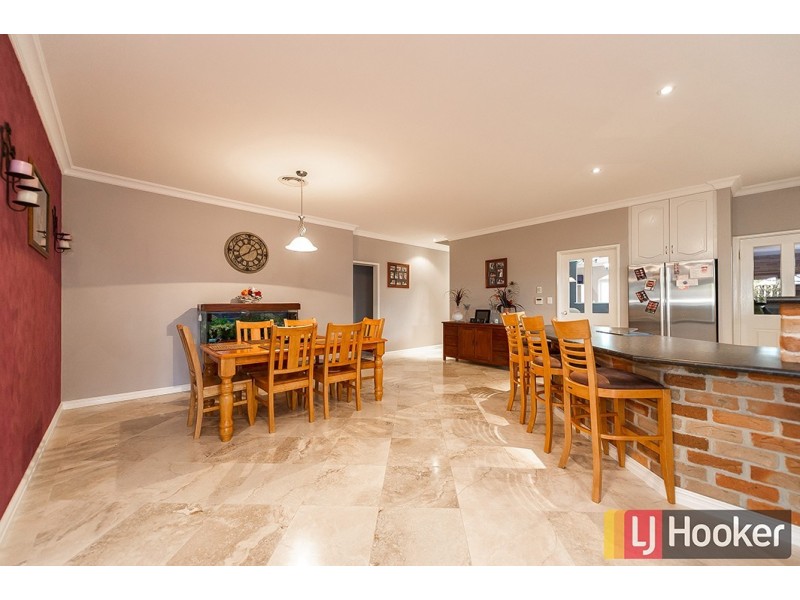 23 Chisholm Road, Dalyellup WA 6230