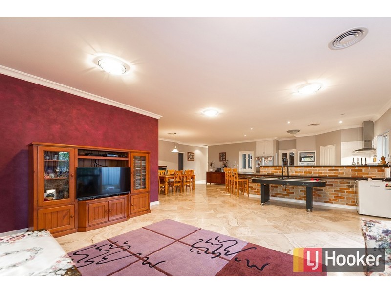 23 Chisholm Road, Dalyellup WA 6230