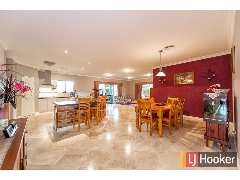 23 Chisholm Road, Dalyellup WA 6230