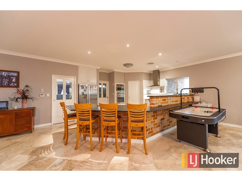 23 Chisholm Road, Dalyellup WA 6230