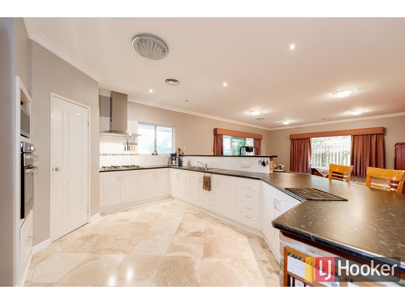 23 Chisholm Road, Dalyellup WA 6230