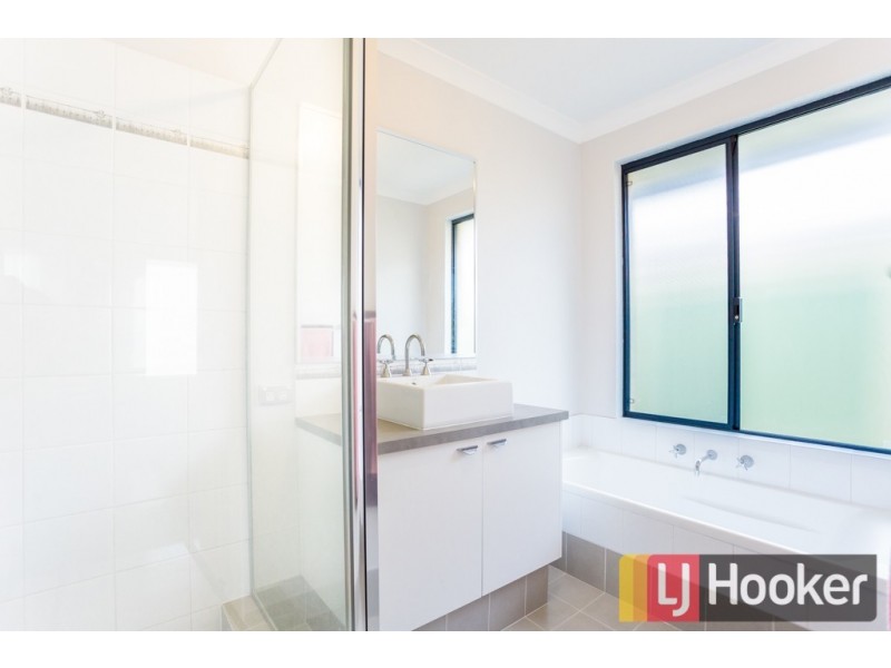 35 Connemara Way, Australind WA 6233