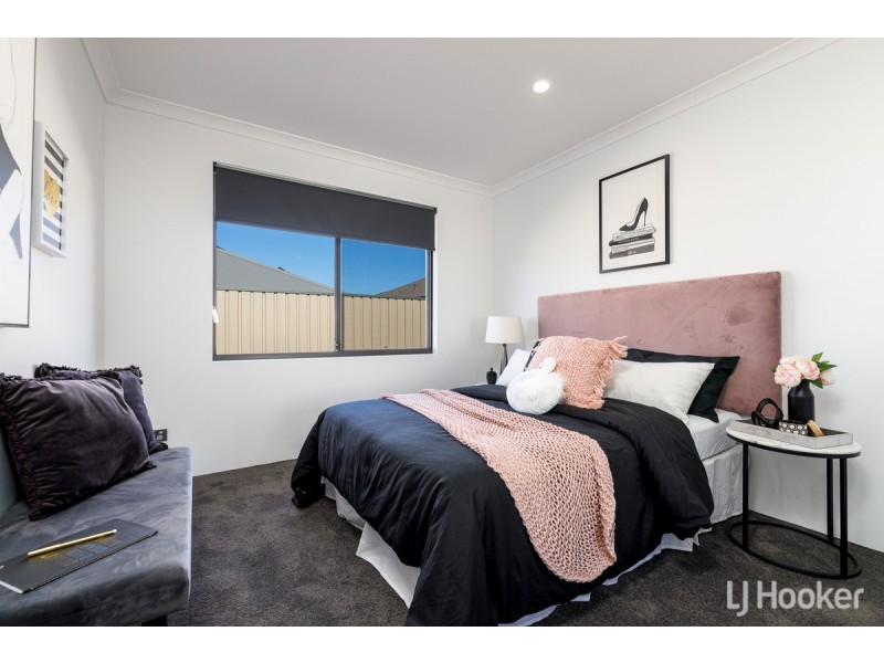 150 The Boulevard, Australind WA 6233