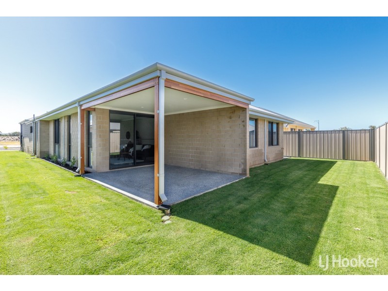150 The Boulevard, Australind WA 6233