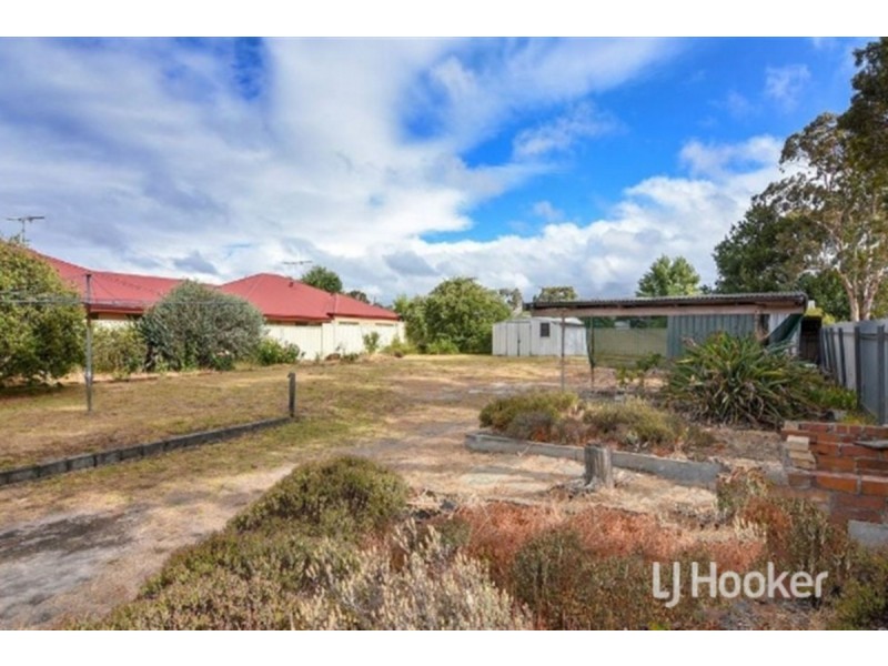 31 & 33 Throssell Street, Collie WA 6225