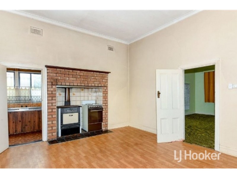 31 & 33 Throssell Street, Collie WA 6225