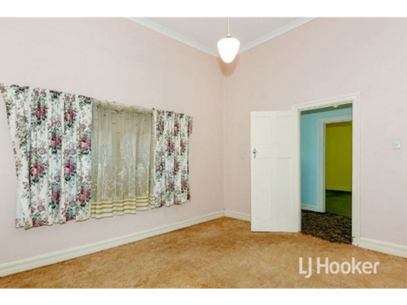 31 & 33 Throssell Street, Collie WA 6225