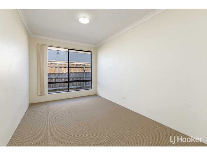 13 Rockland Road, Australind WA 6233