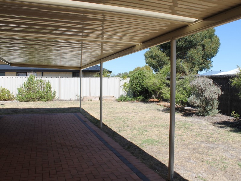 42 The Boulevard, Australind WA 6233