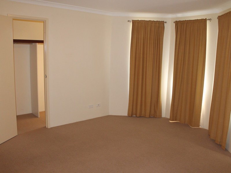 42 The Boulevard, Australind WA 6233