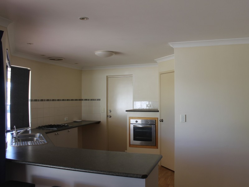 42 The Boulevard, Australind WA 6233