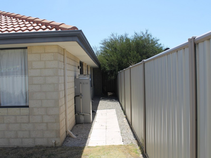 42 The Boulevard, Australind WA 6233