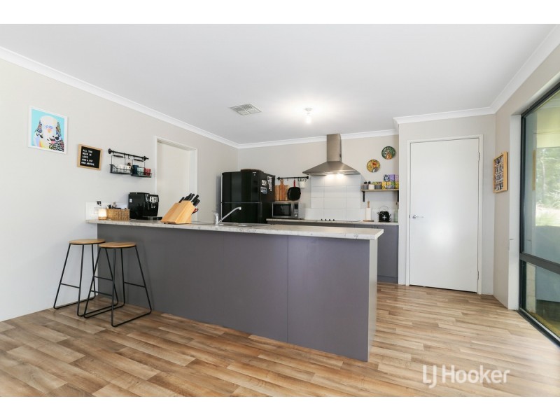 239 Booth Street, Collie WA 6225