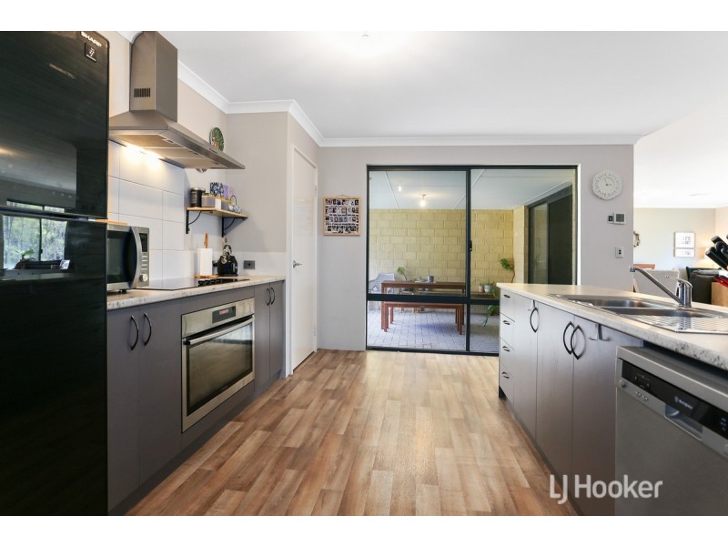 239 Booth Street, Collie WA 6225