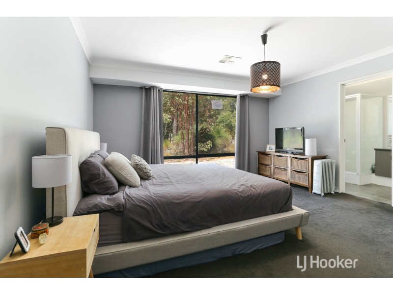 239 Booth Street, Collie WA 6225