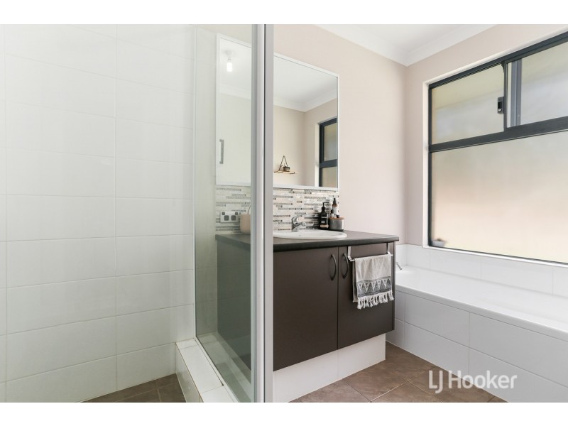 239 Booth Street, Collie WA 6225