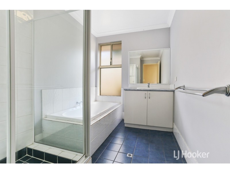 20 Robinia Rise, Collie WA 6225