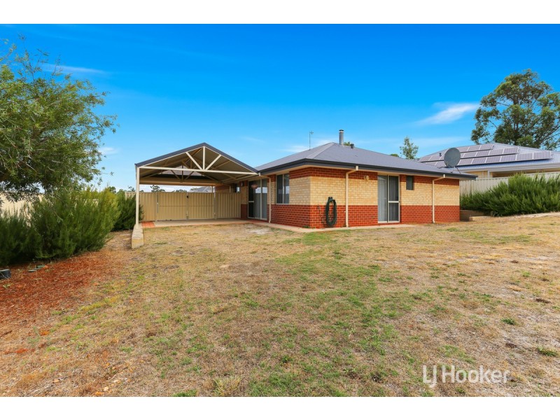 20 Robinia Rise, Collie WA 6225