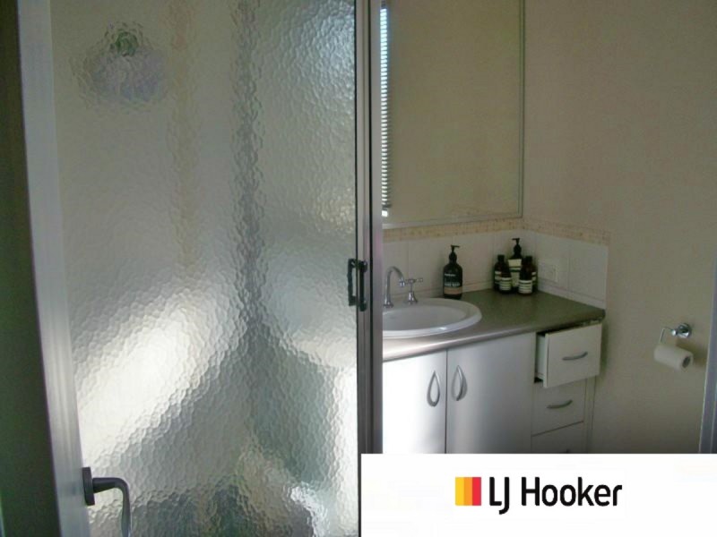 33 Swan Avenue, Millbridge WA 6232