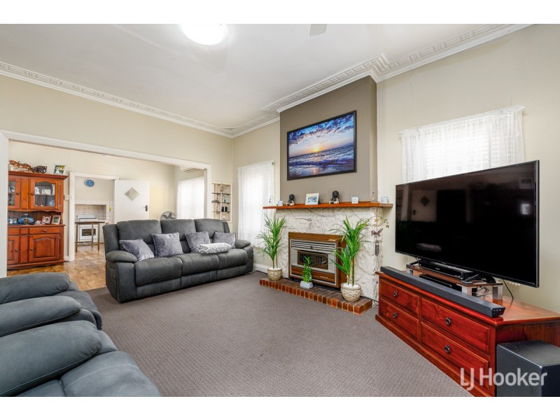 7 Mossop Street, South Bunbury WA 6230