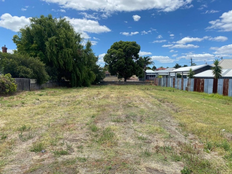 67 Johnston Street, Collie WA 6225