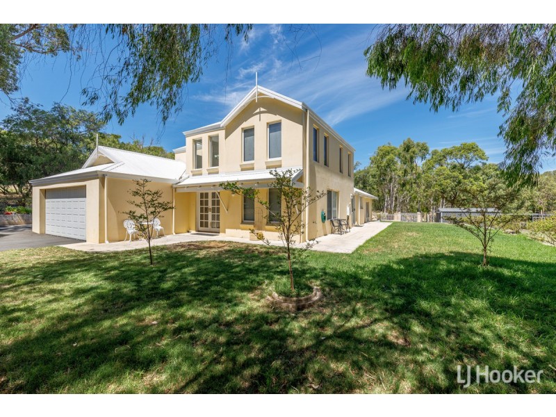 8 Maynard Parade, Gelorup WA 6230