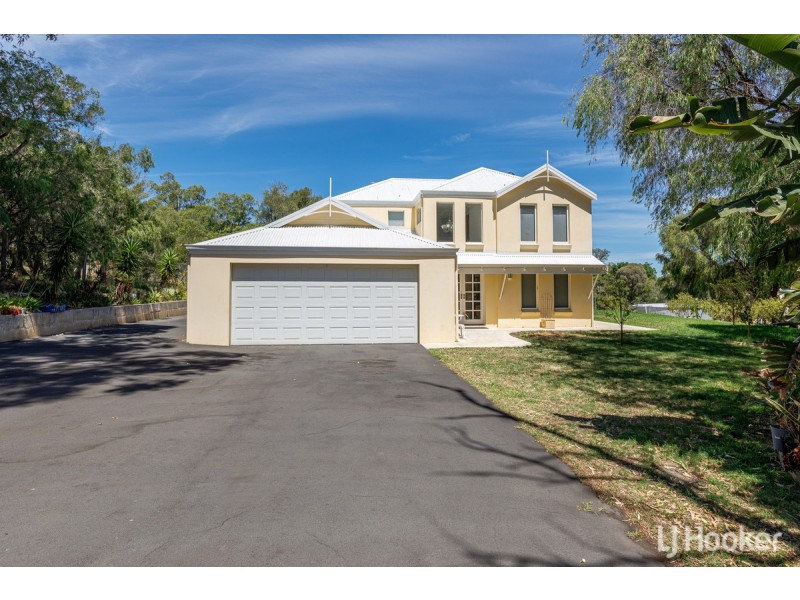 8 Maynard Parade, Gelorup WA 6230