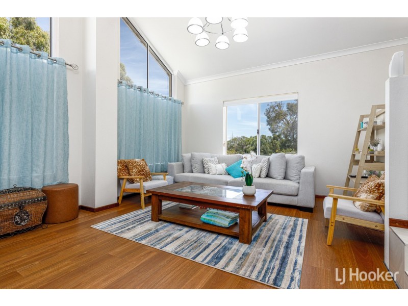 8 Maynard Parade, Gelorup WA 6230